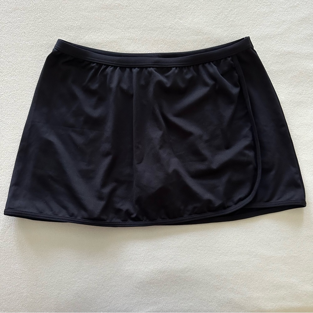 TYR Black Swim Skirt Skort Shorts Bikini Bottoms 12